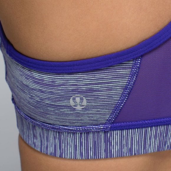 Lululemon Flow Y Bra IV Wee Are From Space Brusied Berry / Bruised Berry sz4 EUC - Picture 6 of 14